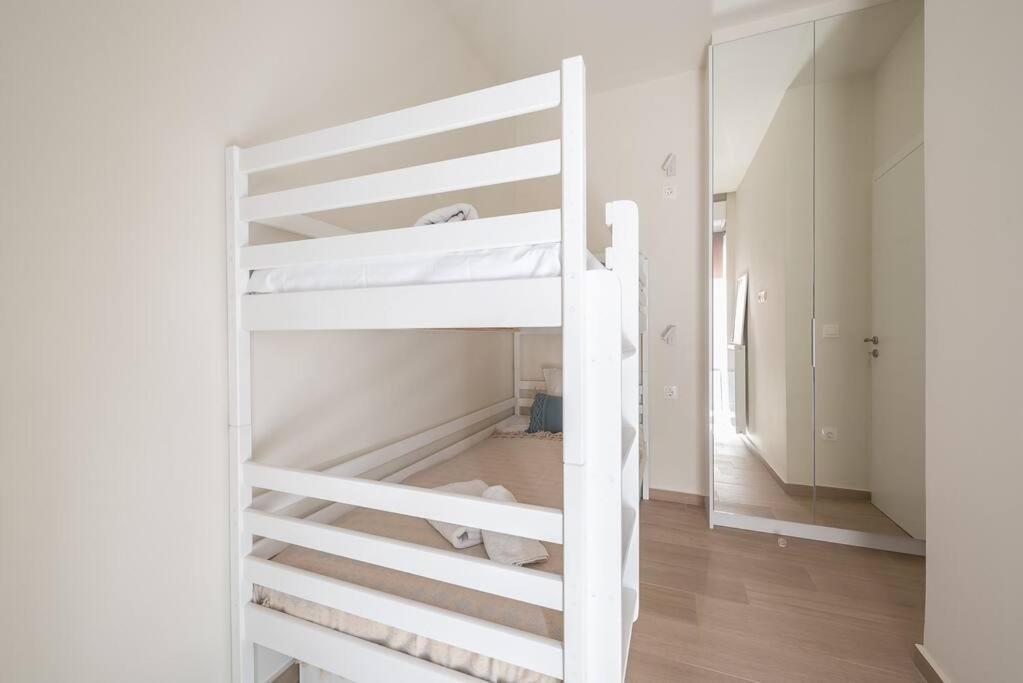 Theros, At Apartamento Atenas